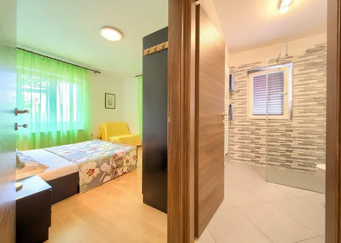 Sokolovski Apartment *