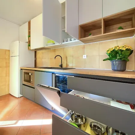 Sokolovski Apartamento *